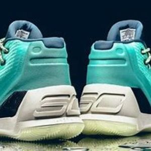 Brand new Under Amour UA Curry 3 Reign Water